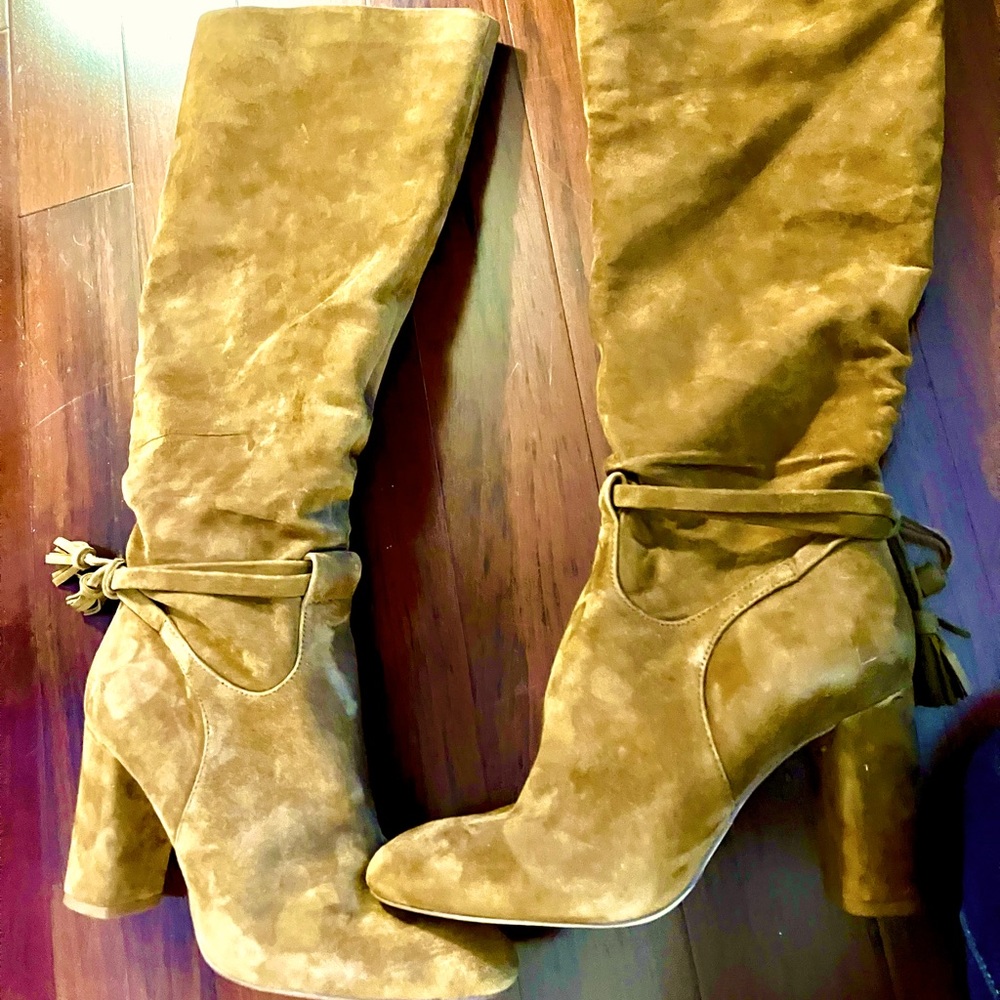 Gibson Latimer Woman’s Boots